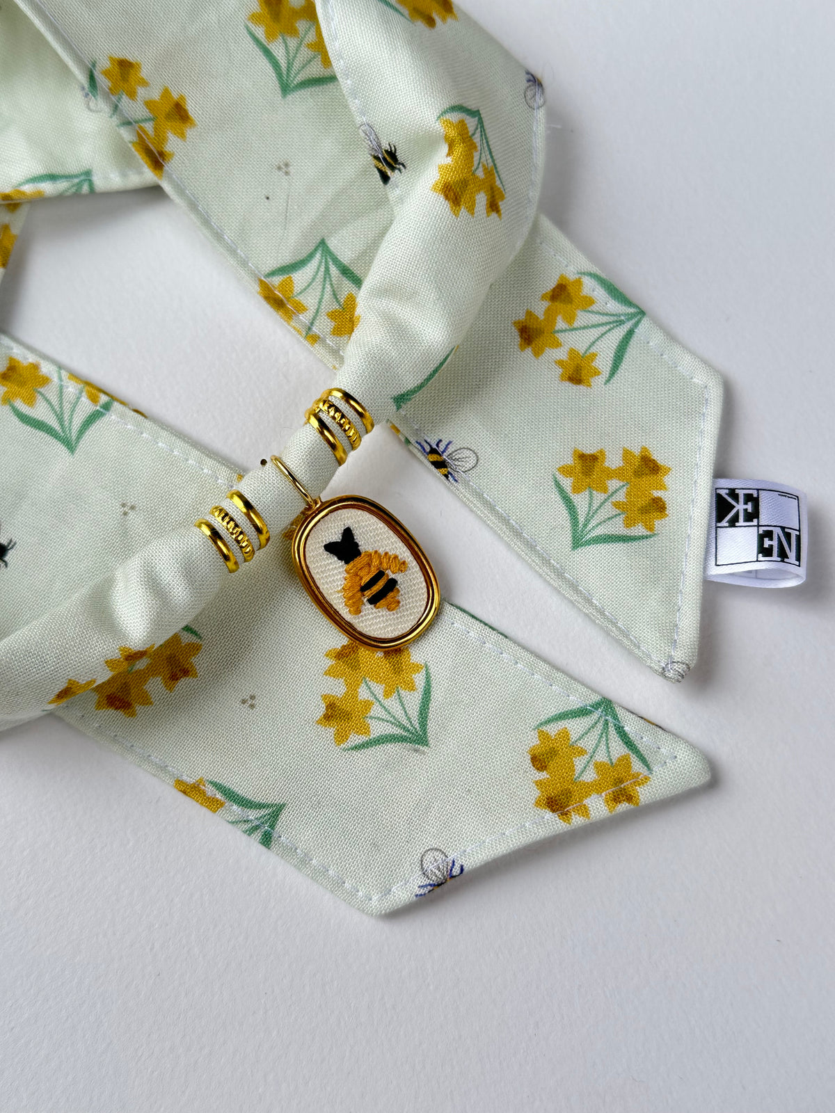 Choker embroidered DAPHNE